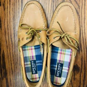 Brand new Sperry leather boat shoes